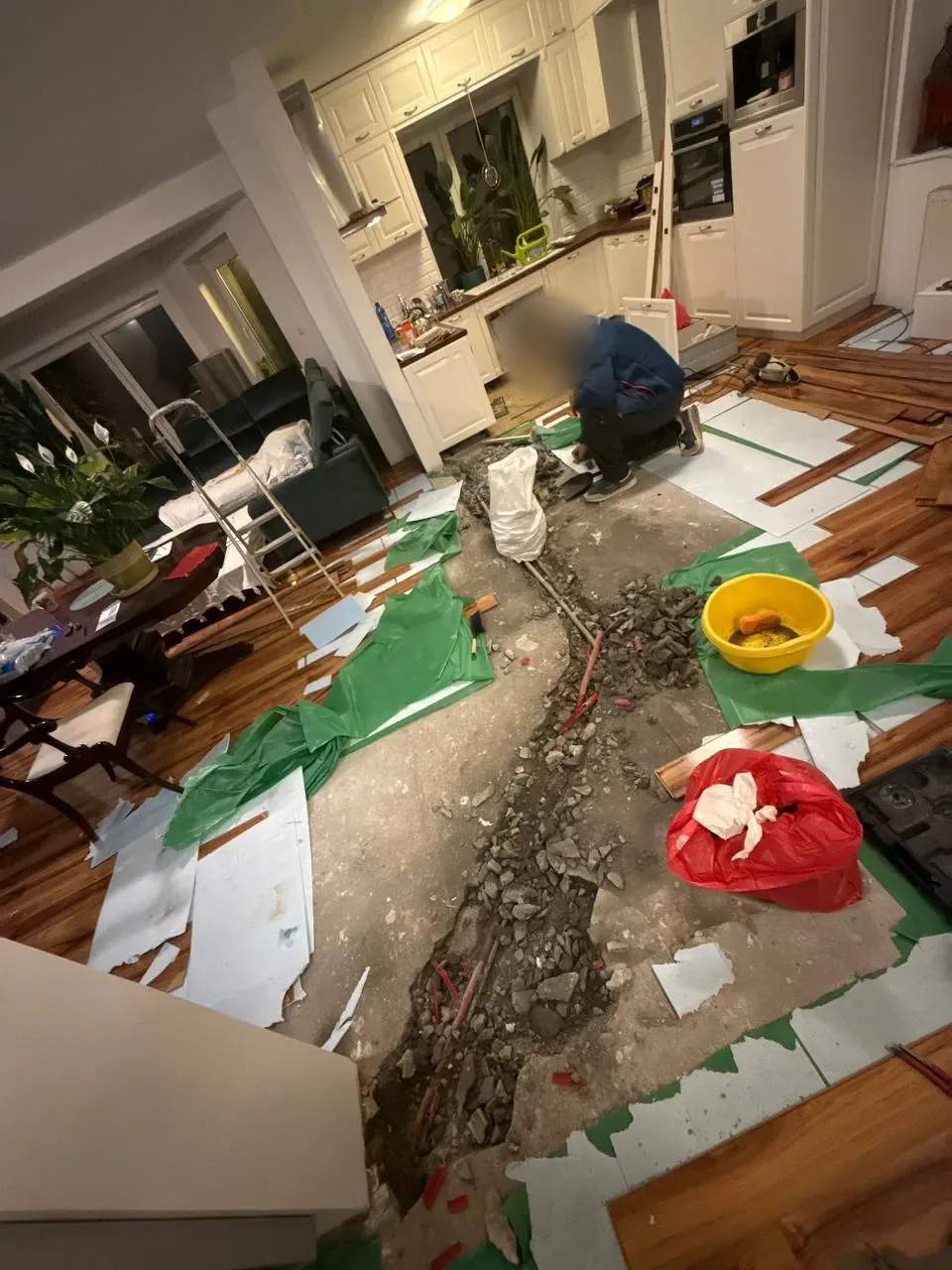 Duża przeróbka instalacji pod posadzką w mieszkaniu — DobryHydraulik Szczecin